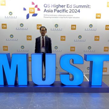 คณบดีคณะ ICT ม.มหิดล (ICT Mahidol) เข้าร่วมการประชุมวิชาการ “QS Higher Ed Summit: Asia Pacific 2024” ณ เขตบริหารพิเศษมาเก๊าแห่งสาธารณรัฐประชาชนจีน