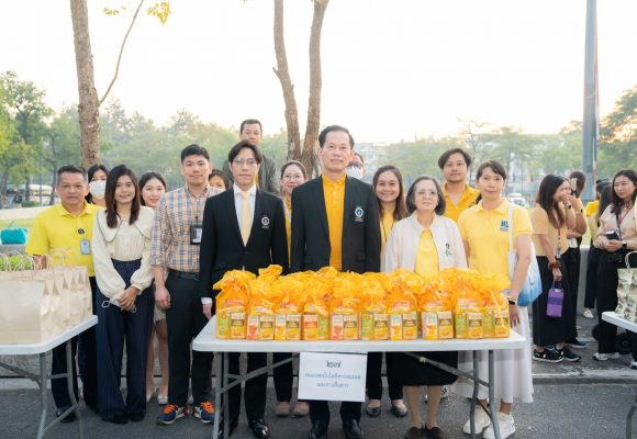 คณะ ICT ม.มหิดล (ICT Mahidol) เข้าร่วม “พิธีทำบุญตักบาตร พิธีเจริญพระพุทธมนต์ และพิธีถวายพระราชสดุดีน้อมรำลึกในพระมหากรุณาธิคุณ พระบาทสมเด็จพระบรมชนกาธิเบศร มหาภูมิพลอดุลยเดชมหาราช บรมนาถบพิตร เนื่องในวันคล้ายวันพระบรมราชสมภพ วันชาติ และวันพ่อแห่งชาติ 5 ธันวาคม 2567”