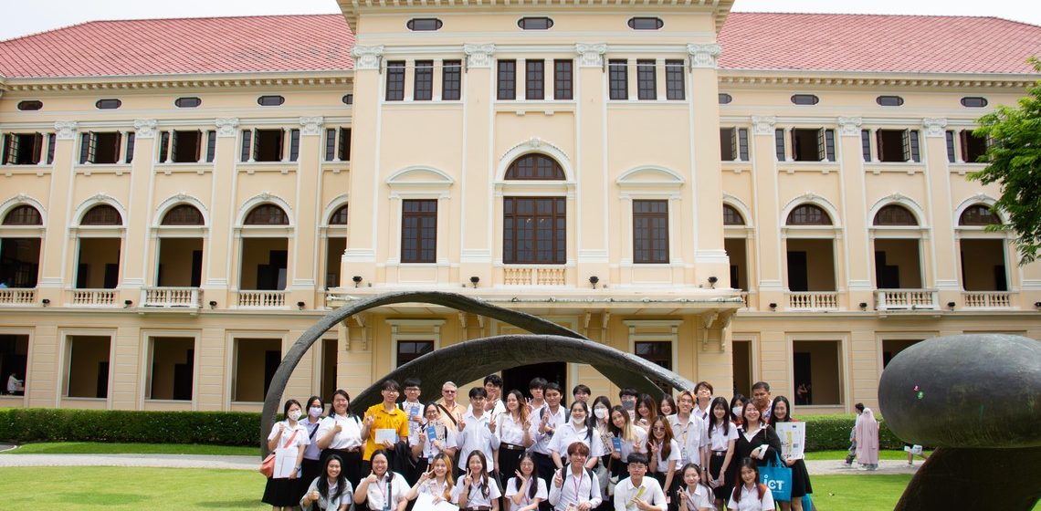 ICT Mahidol organized “Discover Thainess: An Afternoon at Museum Siam!”