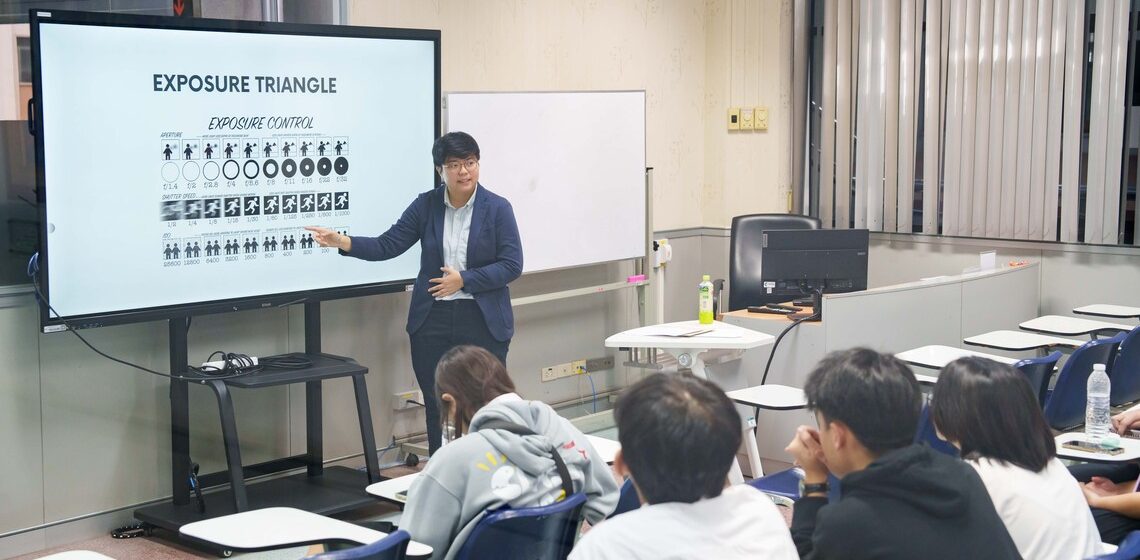 ICT Mahidol organized a special talk on “Introduction to Photography Theory”