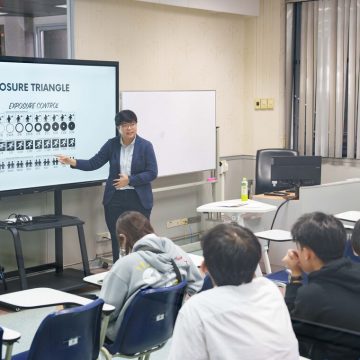 ICT Mahidol organized a special talk on “Introduction to Photography Theory”