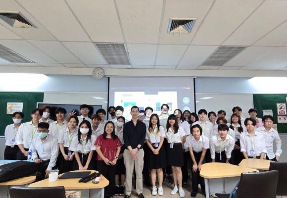 ICT Mahidol hosted a special talk on “Digital Transformation” and provided recommendations for students’ projects