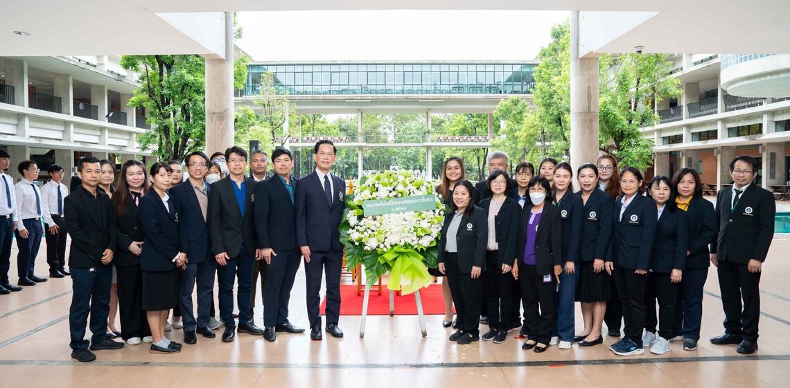 ICT Mahidol paid homage and laid a wreath in honor of His Royal Highness Prince Mahitala Dhibesra Adulyadej Vikrom, marking the occasion of “Mahidol Day 2024”