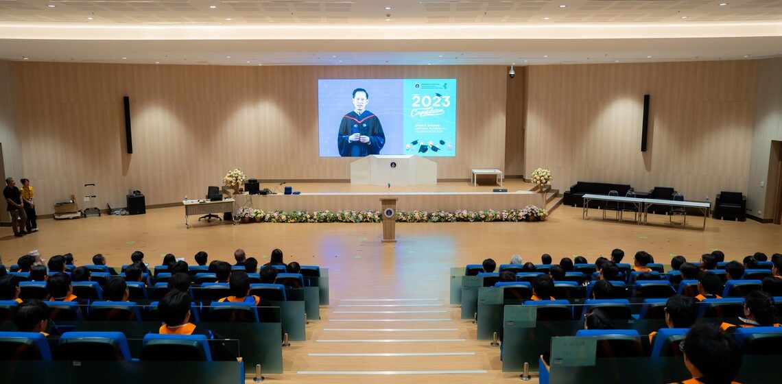 ICT Mahidol organized the “Rehearsal for the Graduation Ceremony and Group Photo Session in Academic Regalia for the Academic Year 2023”