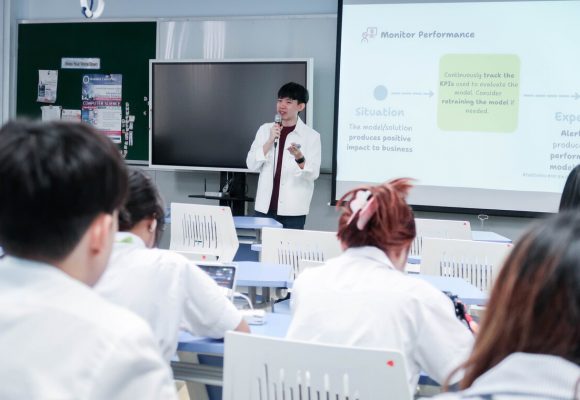 ICT Mahidol hosted a special talk on “Experiences in Data Science Careers”